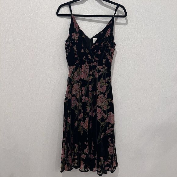 ANTHROPOLOGIE ERI + ALI KORA FLORAL BURNOUT SLIP DRESS Sz 8 Whimsical Party - Picture 2 of 9